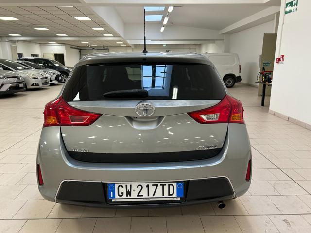 TOYOTA Auris 1.4 D-4D