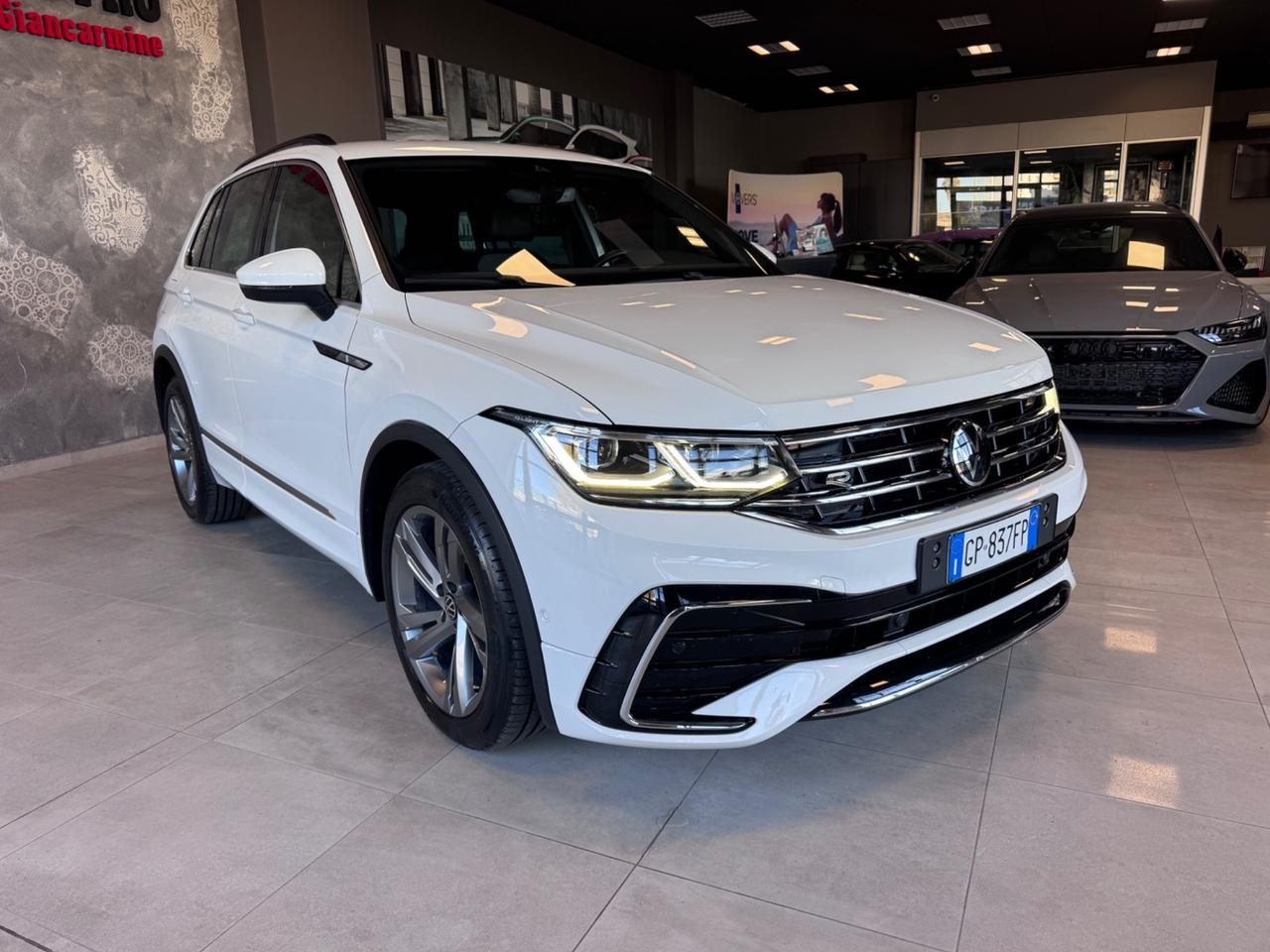 VOLKSWAGEN TIGUAN MY2023 2.0 TDI DSG RLINE