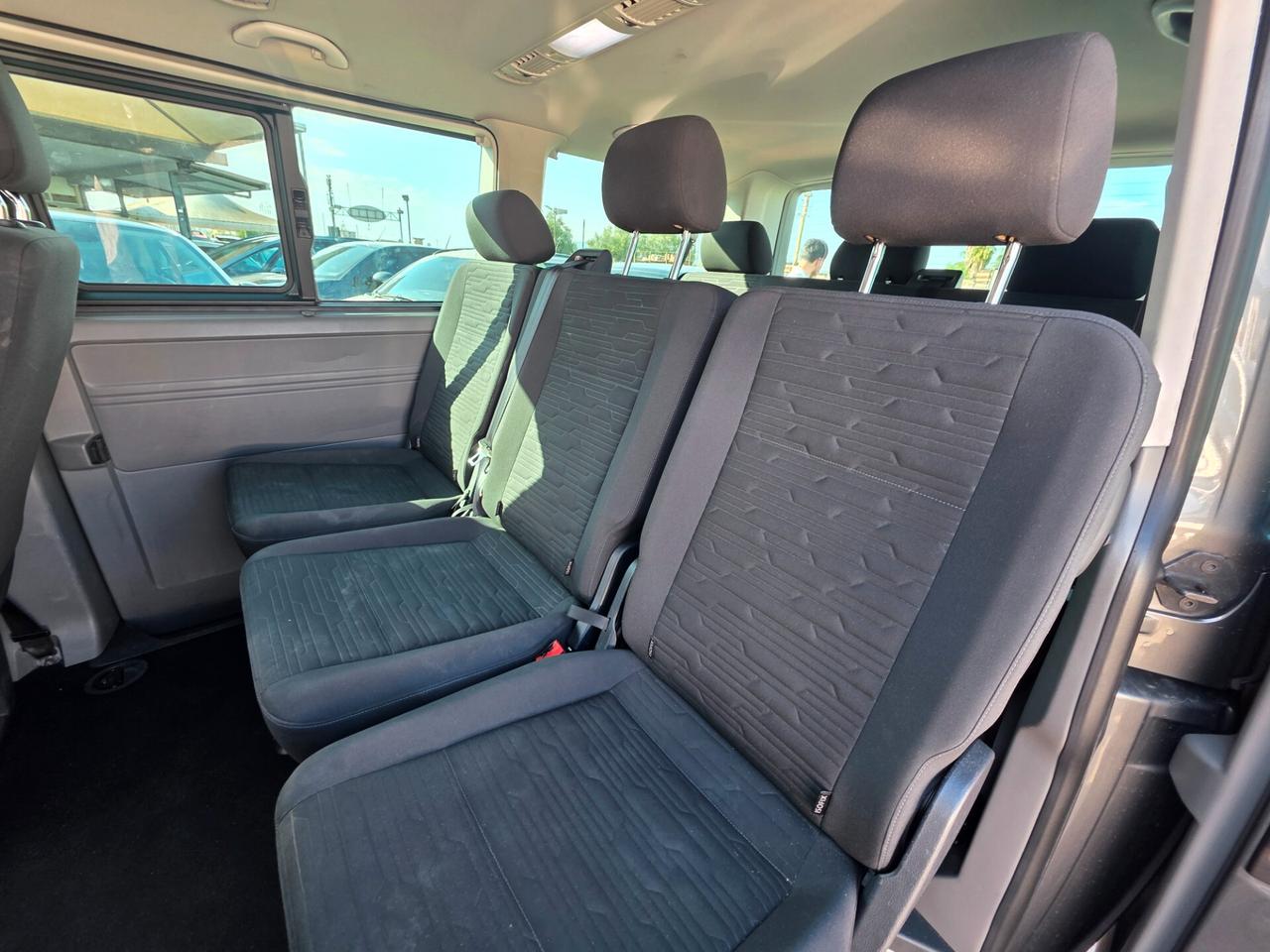 Volkswagen Caravelle 2.0 TDI 199CV DSG PC Comfortline
