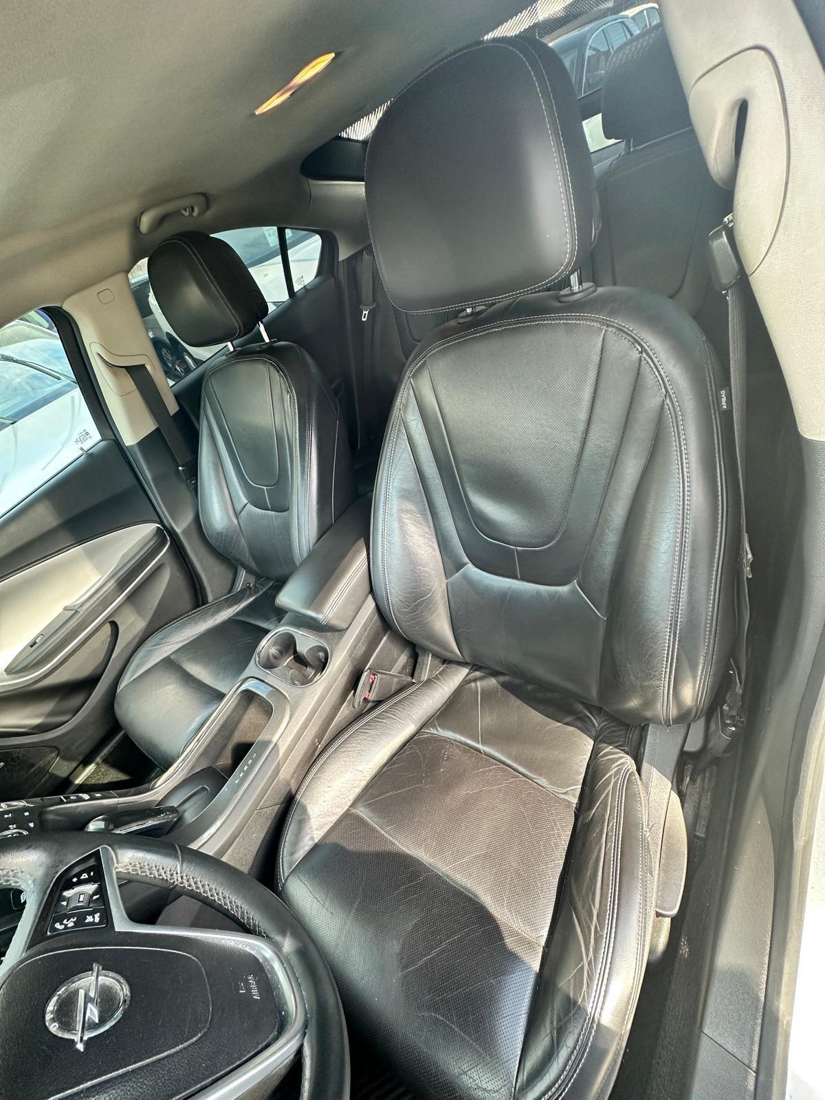 Opel Ampera 1.4 Benzina Range Ibrida plug in Autonomia totale 550 km FULL OPTIONAL