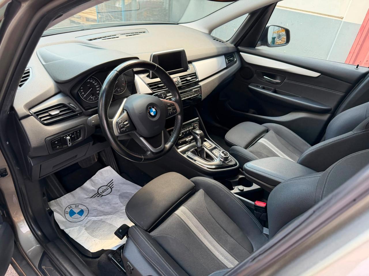 Bmw 2er Active Tourer 218d Advantage