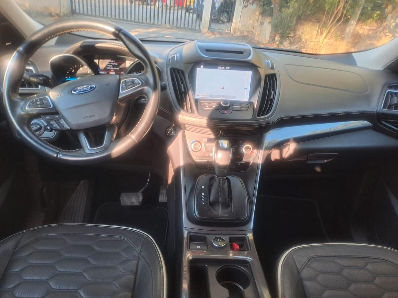 Ford Kuga Vignale 2.0 TDCI 180 CV S&S 4WD