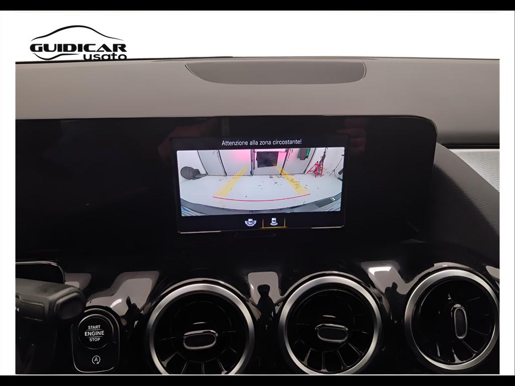 Mercedes-Benz Classe B - W247 2018 - B 180 d Sport auto