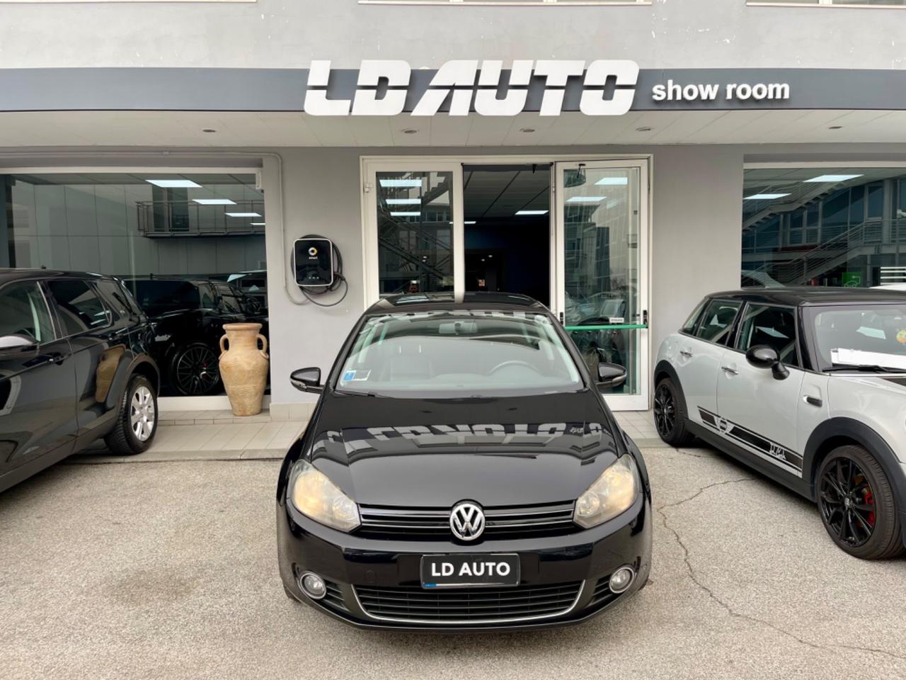 Volkswagen Golf 1.6 TDI DPF DSG 5p. Highline