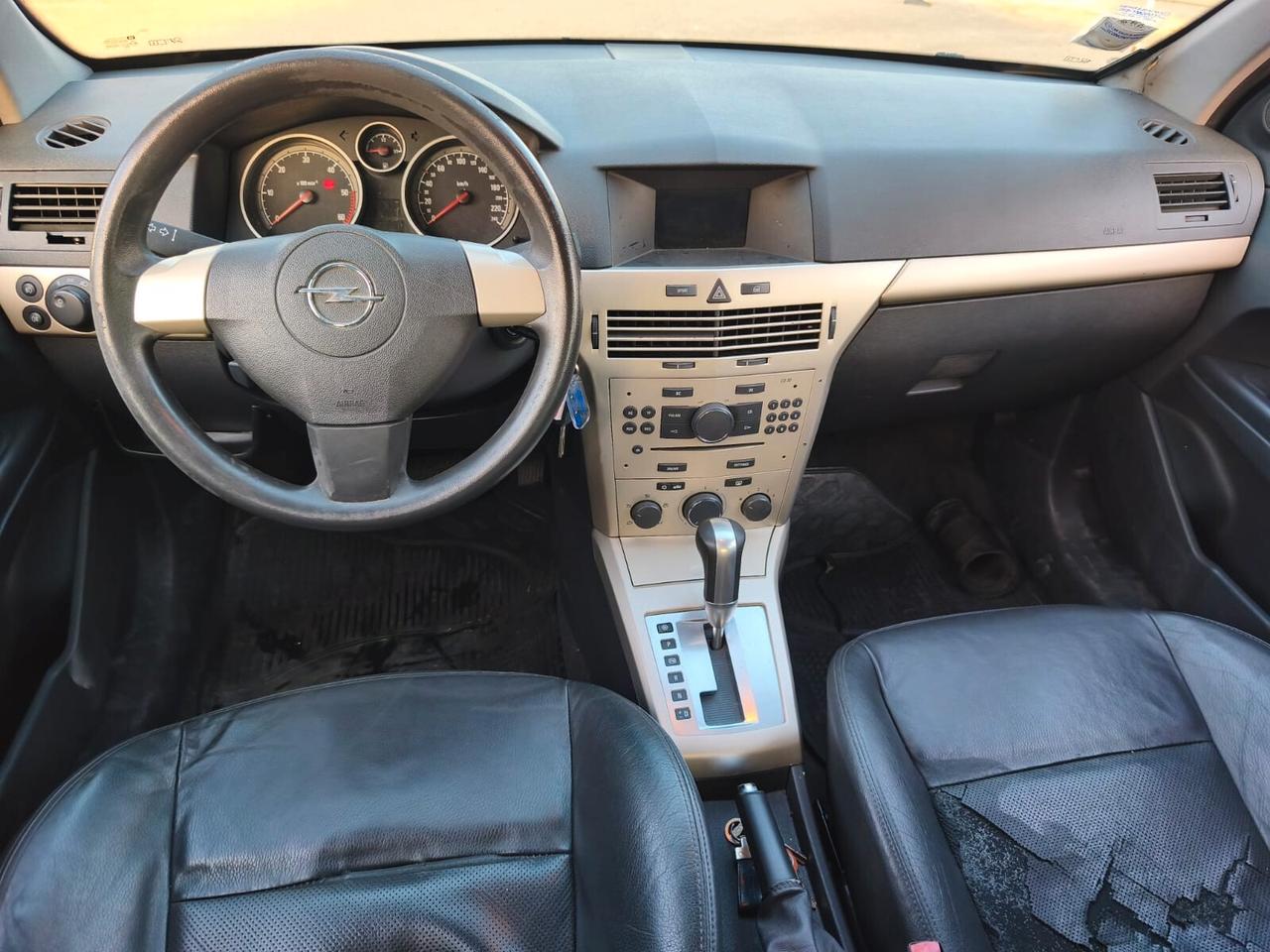 Opel Astra 1.9 CDTI automatico Accetto Permute