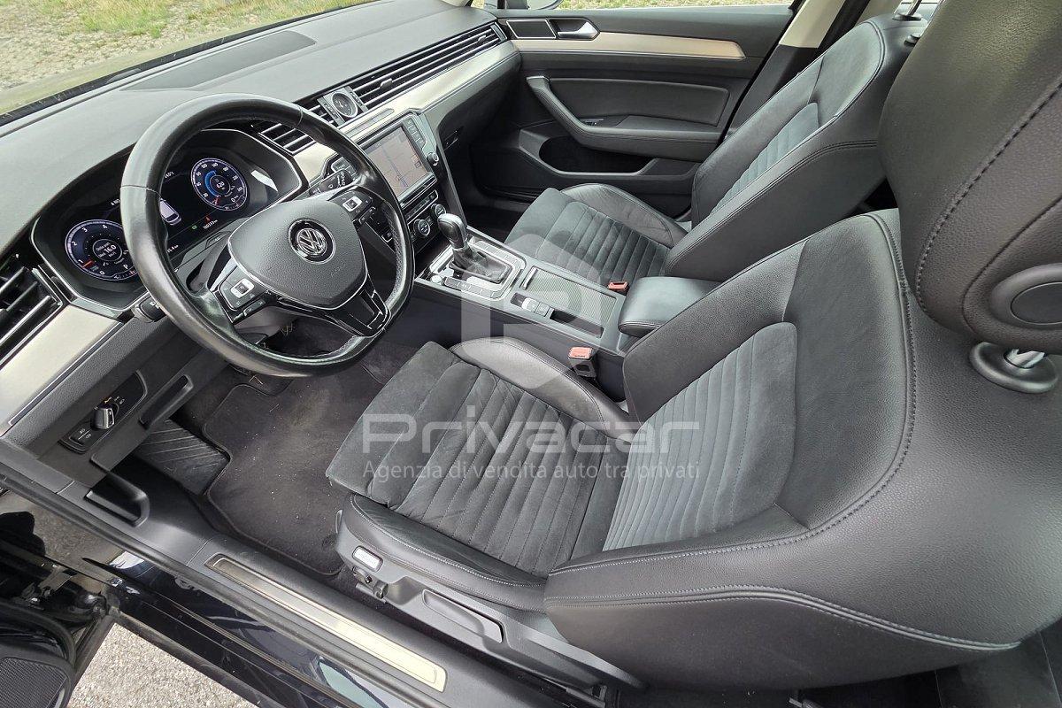 VOLKSWAGEN Passat Variant Business 2.0 TDI DSG Highline BlueMot. Tech.