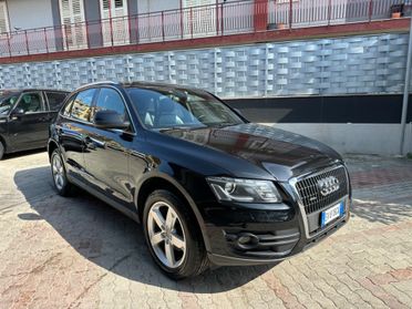 Audi Q5 2.0 TDI 170 CV quattro S tronic Navi Pelle Gancio Led 2011