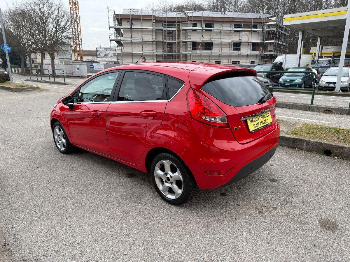 FORD - Fiesta - 1.6 TDCi 95CV 5p. cDPF Titanium