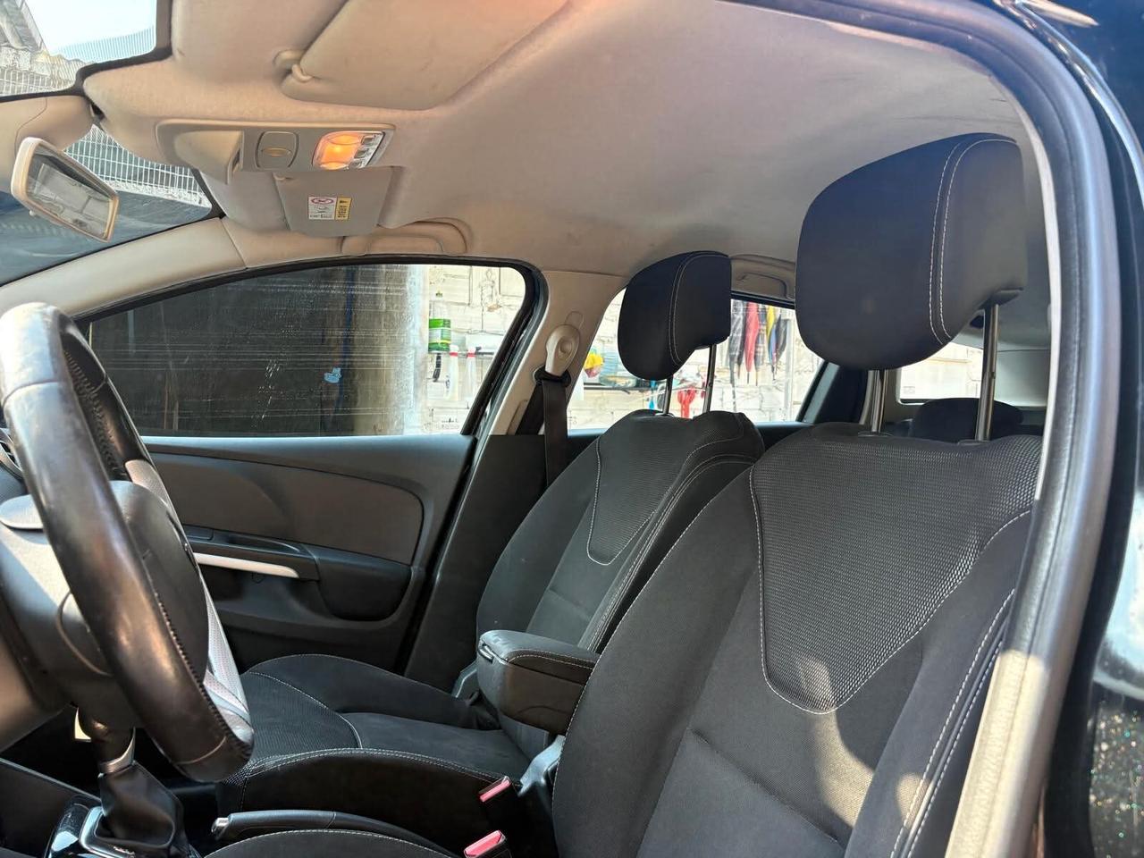 Renault Clio Sporter dCi 8V 90CV EDC Start&Stop Energy Intens