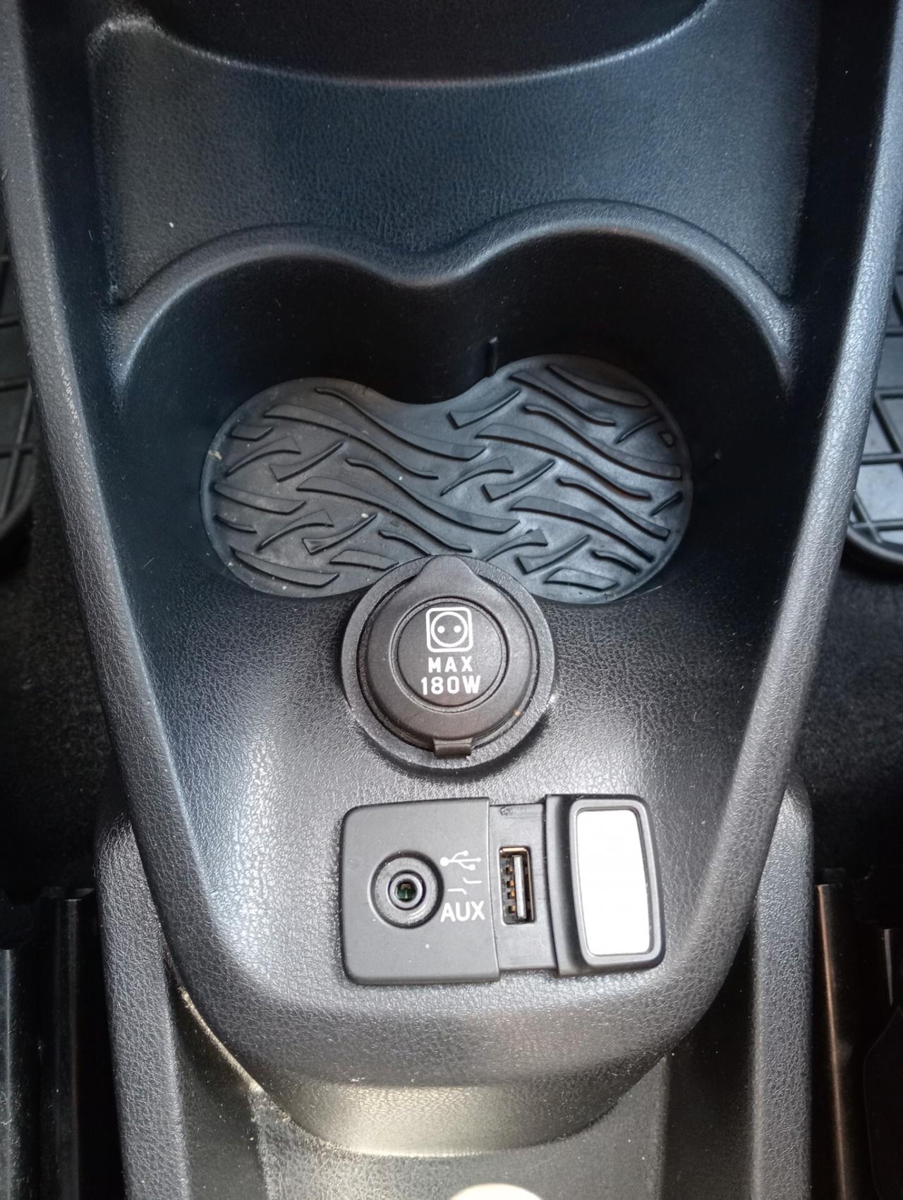 Lancia Ypsilon 1.3 MJET 95CV Elefantino