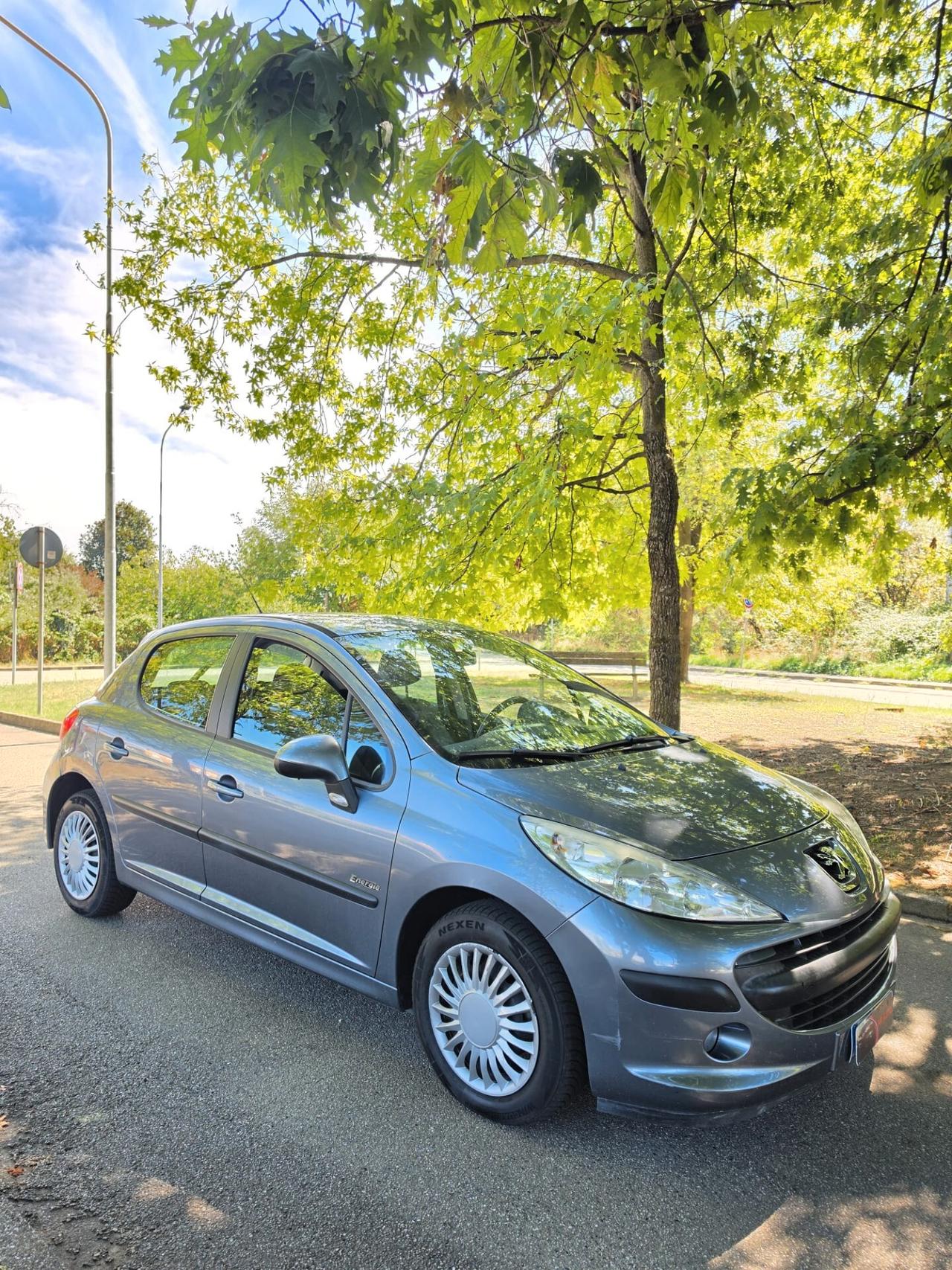 Peugeot 207 NEOPATENTATI