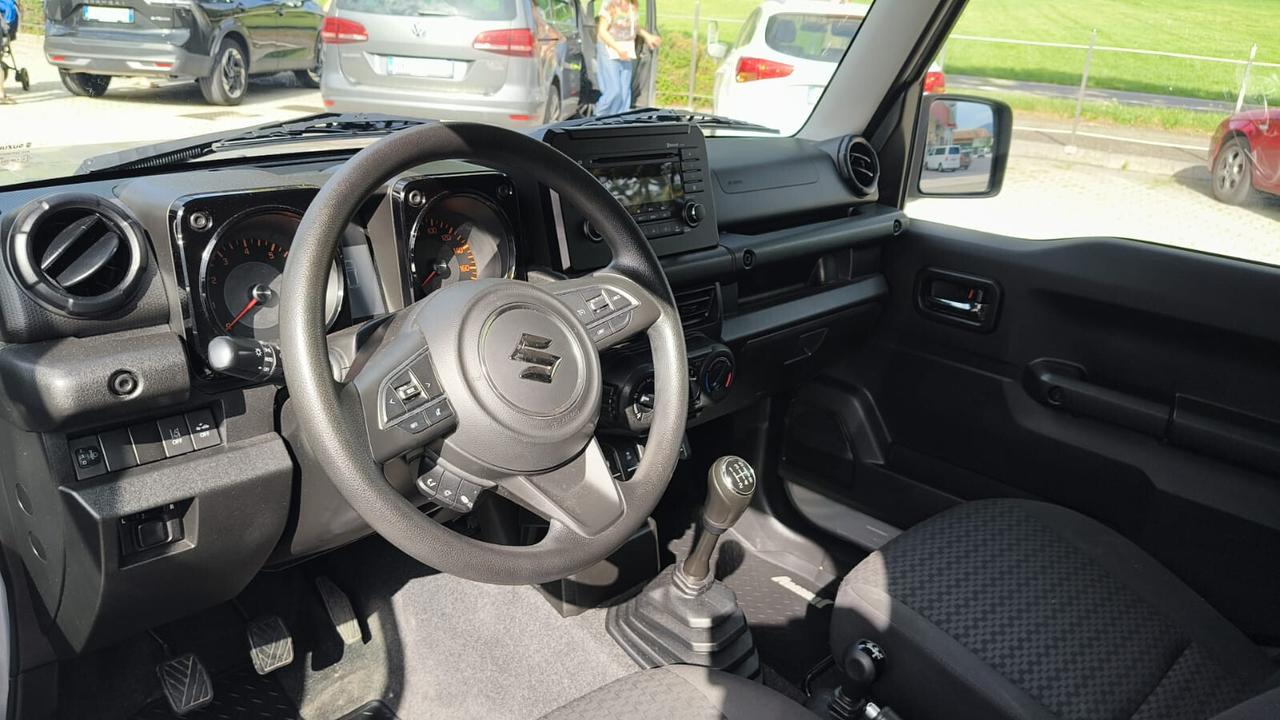 SUZUKI JIMNY 1.5 BENZINA 102CV 4X4 4WD AUTOVETTURA 4 POSTI