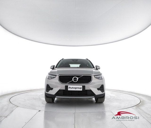 VOLVO XC40 B3 Mild hybrid Benzina Essential