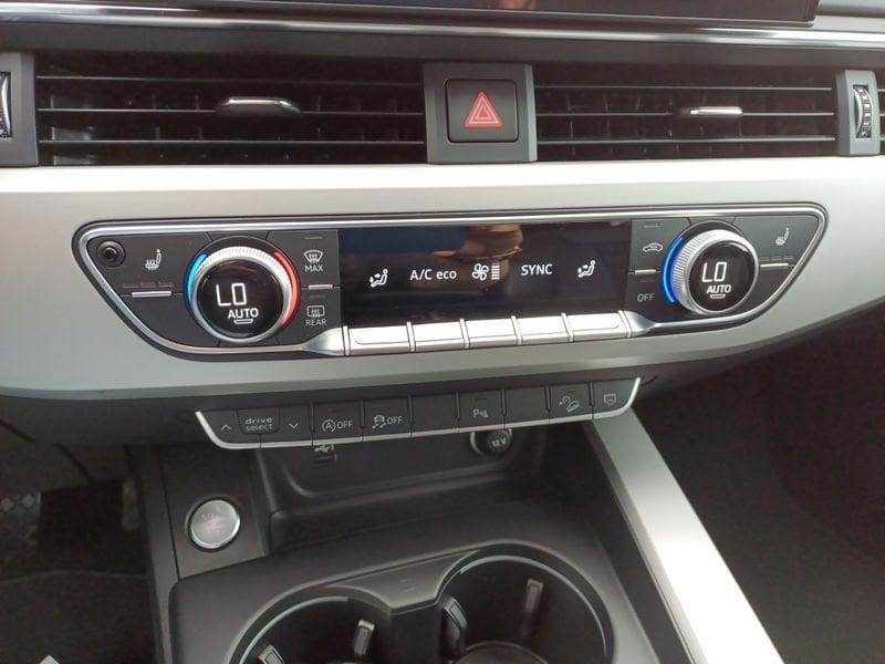Audi A4 allroad quattro A4 Allroad 40 2.0 tdi mhev Identity Contrast quattro 204cv s-tronic