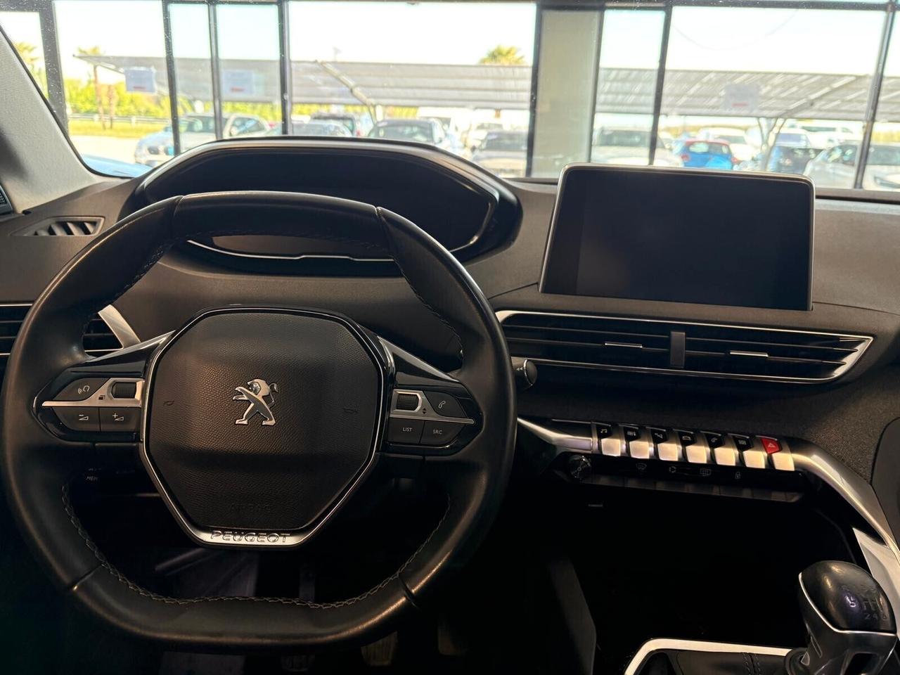 Peugeot 3008 ALLURE BlueHDi 130 6mt SPOTICAR