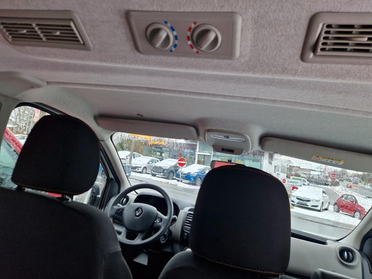 Renault Trafic T29 Combi L2H1 9 posti/navigatore/aria