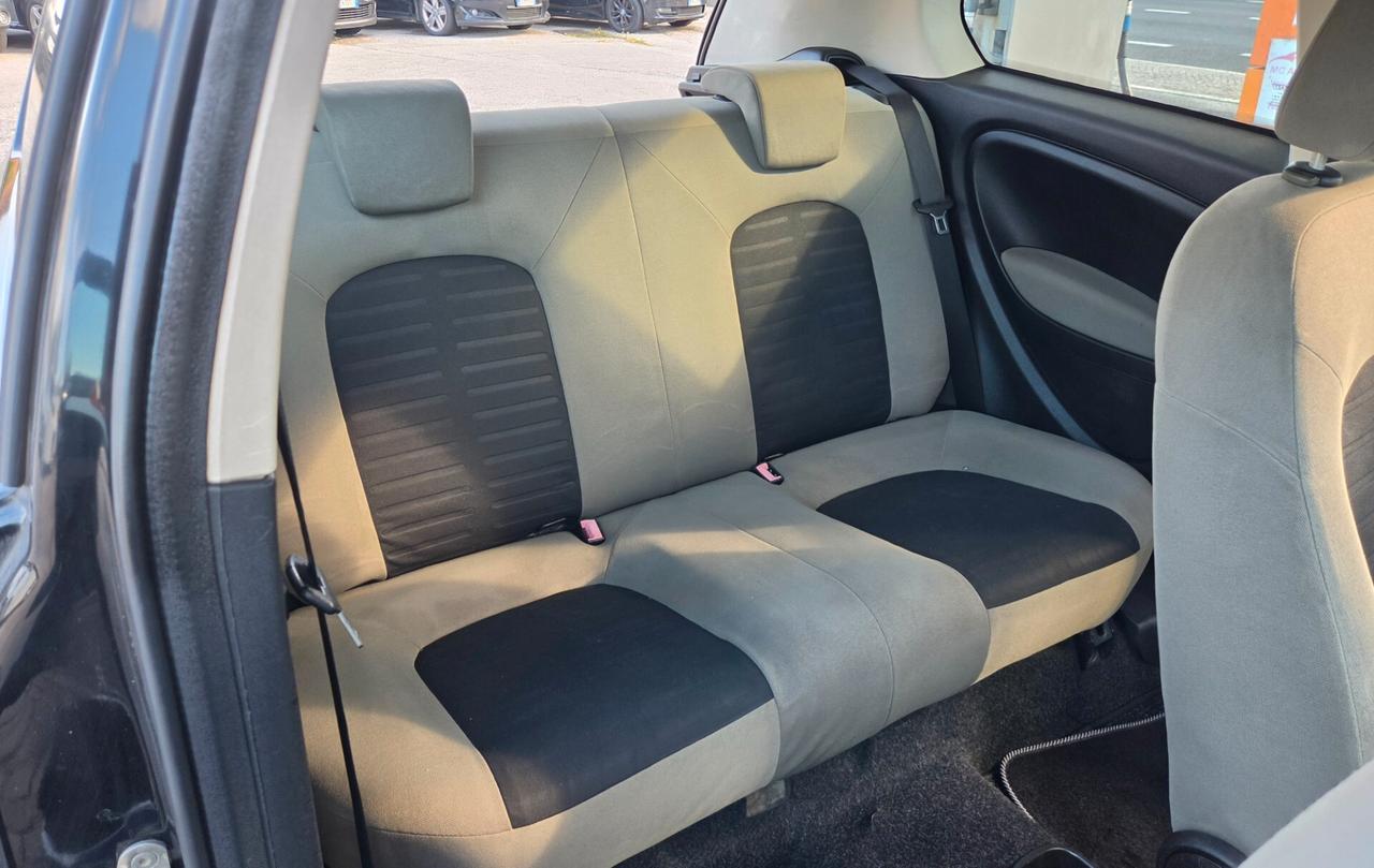 Fiat Grande Punto 1.3 MJT 75 CV 3 porte con 302.000km Neopatentati