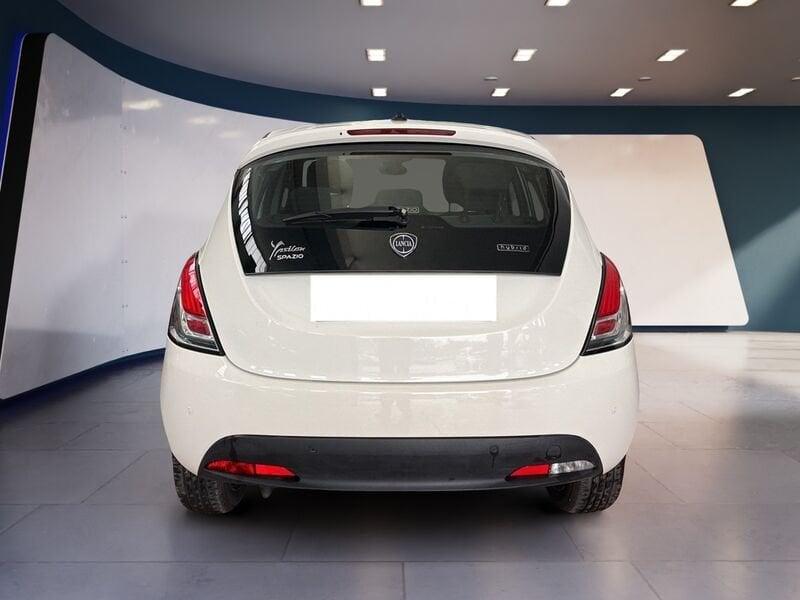 Lancia Ypsilon III 2015 1.0 firefly hybrid Silver s&s 70cv