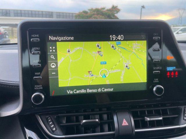 TOYOTA C-HR 1.8 Hybrid E-CVT Business