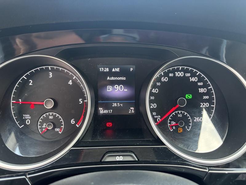 Volkswagen Touran 2.0 tdi Comfortline dsg 7 posti LED-NAVI