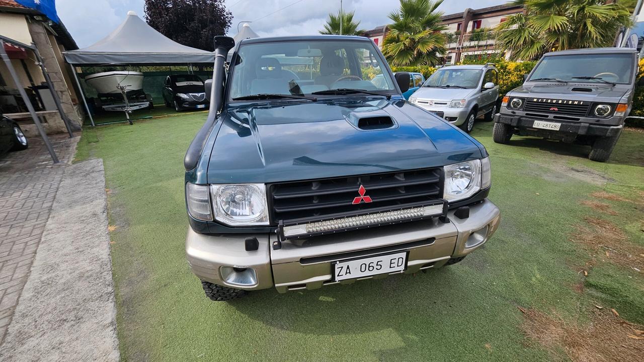 Mitsubishi Pajero 2.8 TDI Metal-top S.S. GLS Target