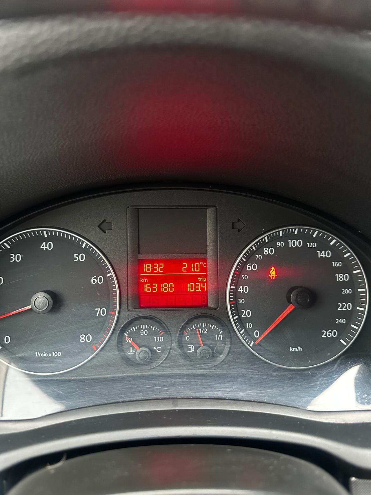 Volkswagen Golf 1.6 16V FSI 5p. Comfortline