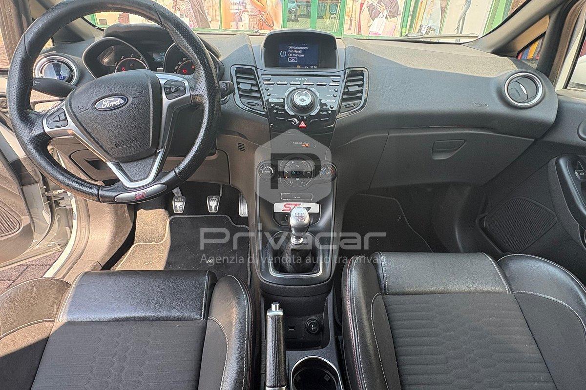 FORD Fiesta 1.6 200CV 3 porte ST 200