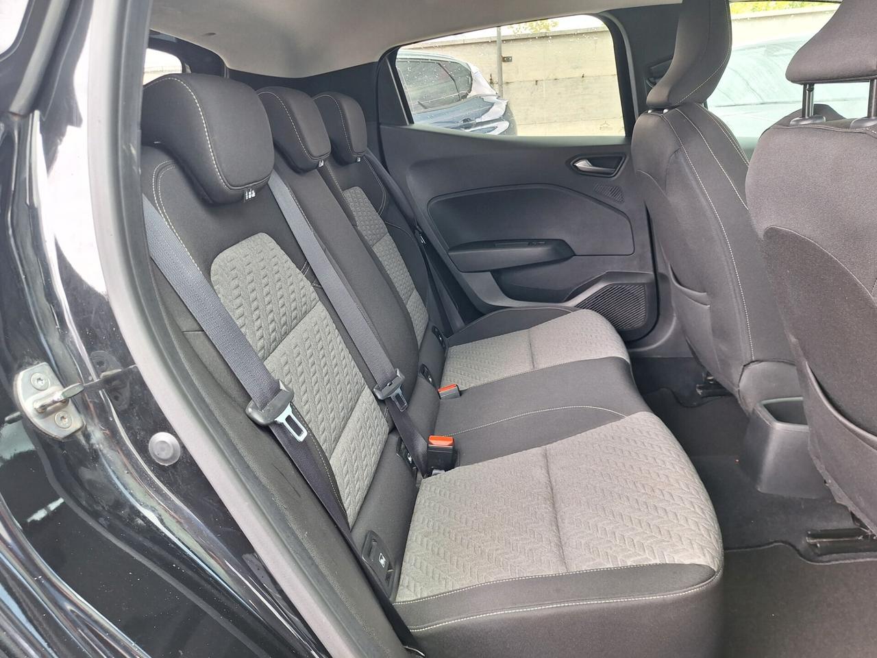 Renault Clio 1.5 dCi 100cv Evolution NAV - 2023