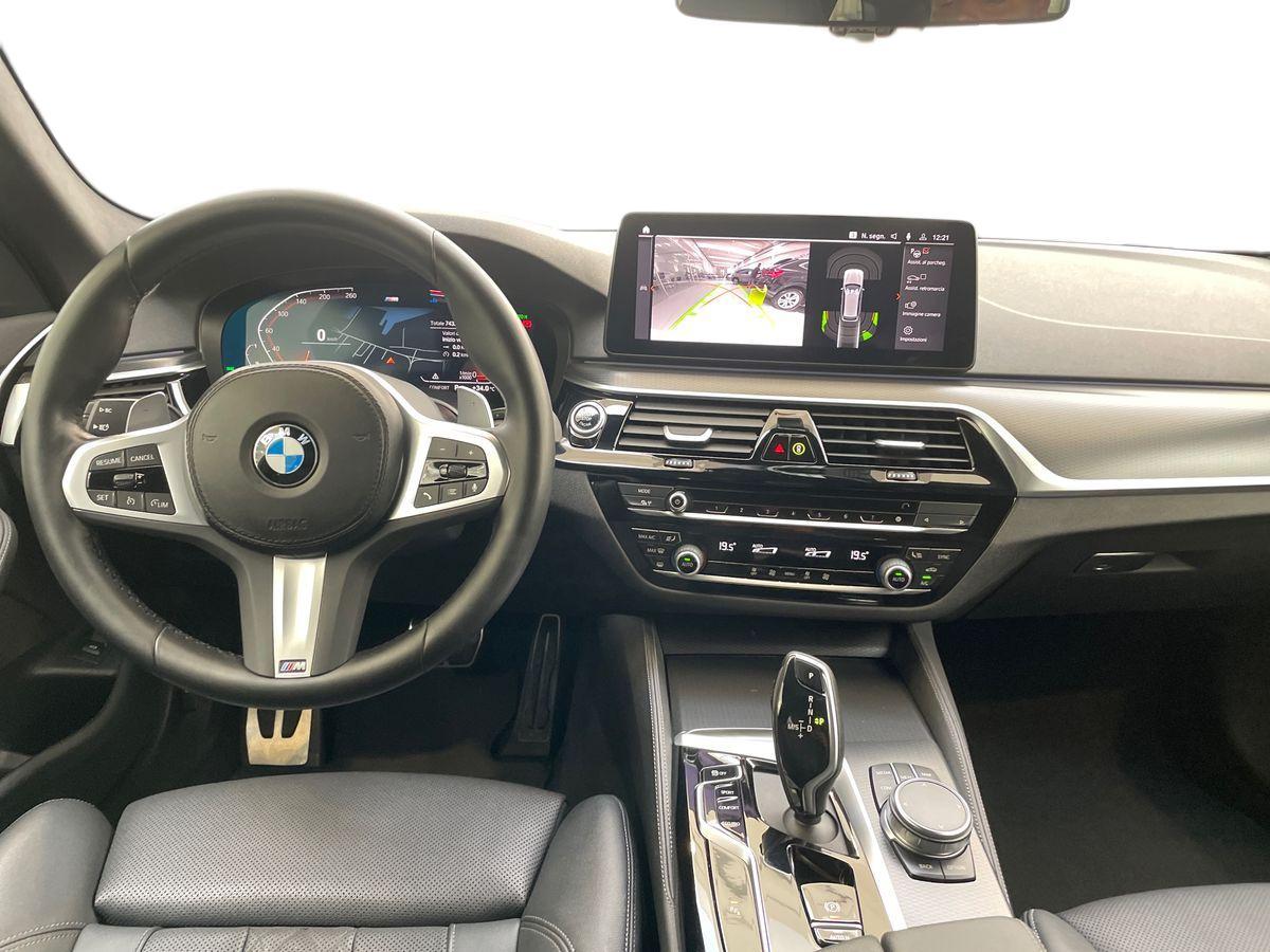 BMW Serie 5 G31 2020 Touring LCI - 520d Touring mhev 48V xdrive Msport auto
