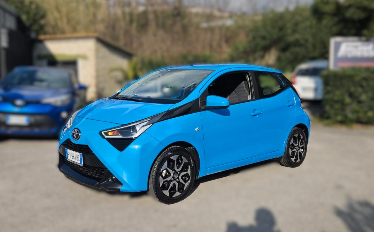 Toyota Aygo 1.0 VVT-i 72 CV 5 porte x-cite AUTOMATICA