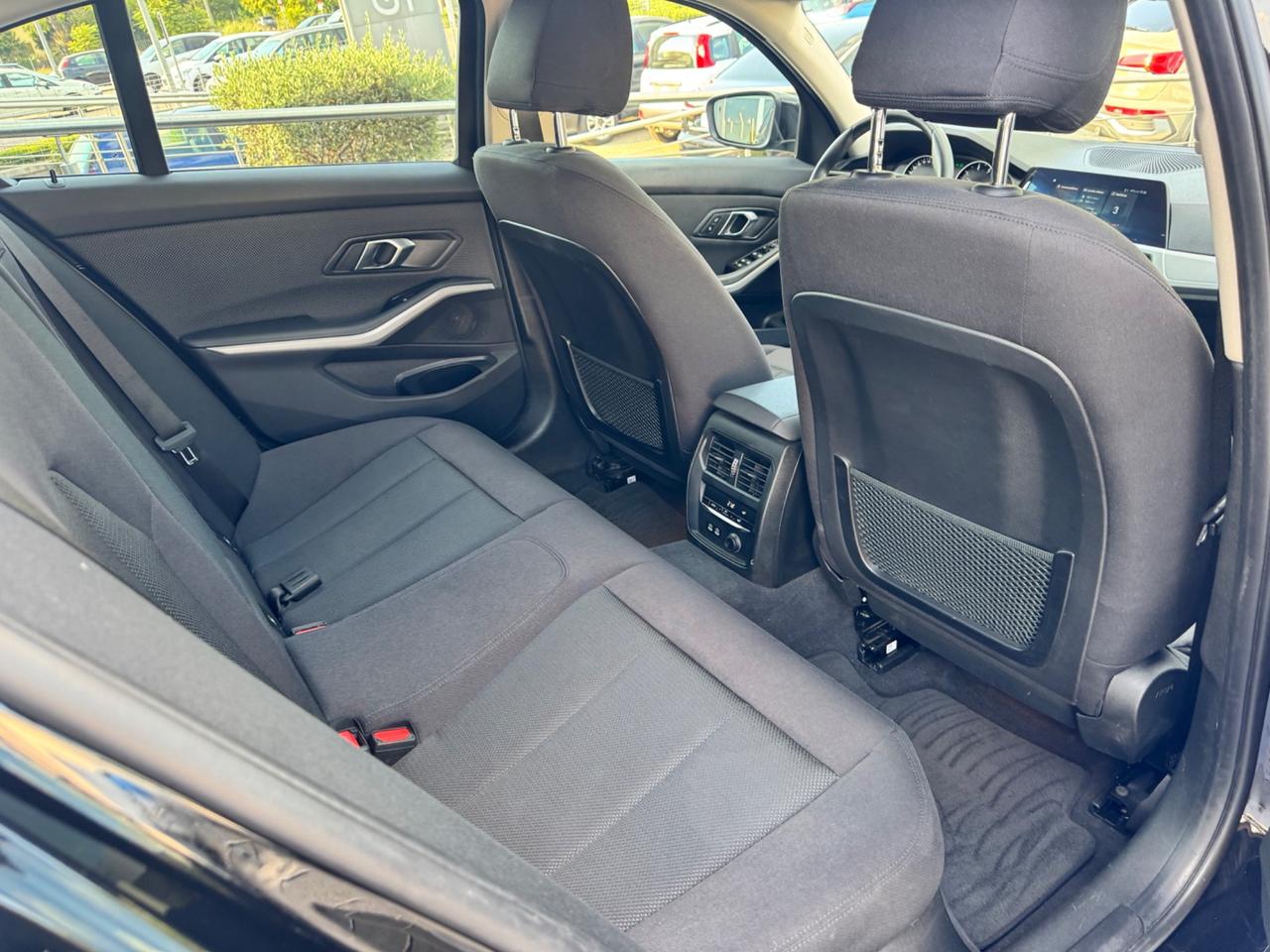 Bmw 320 d 150cv m sport Advantage aut. In garanzia