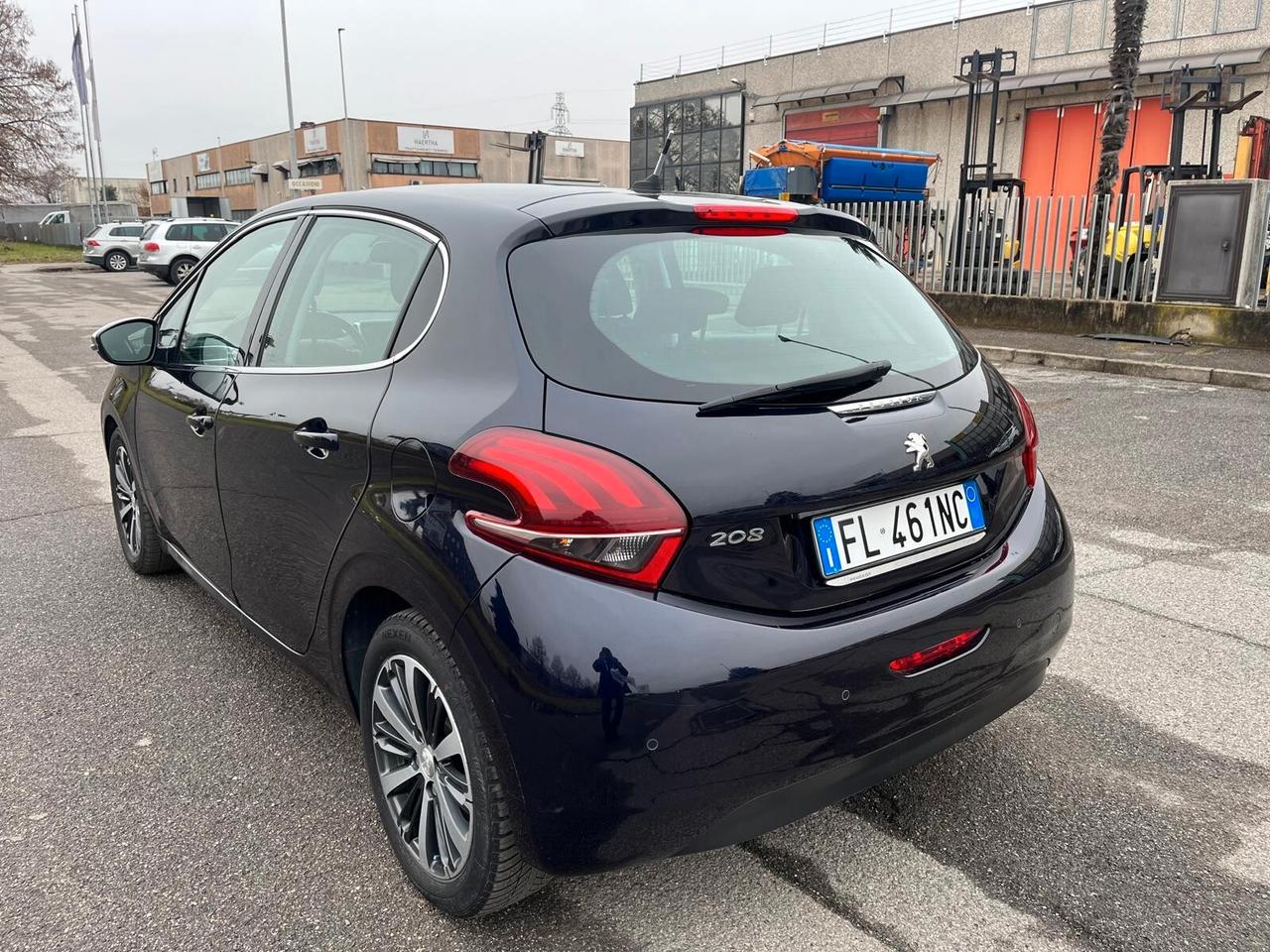 Peugeot 208 BlueHDi 75 5 porte Allure