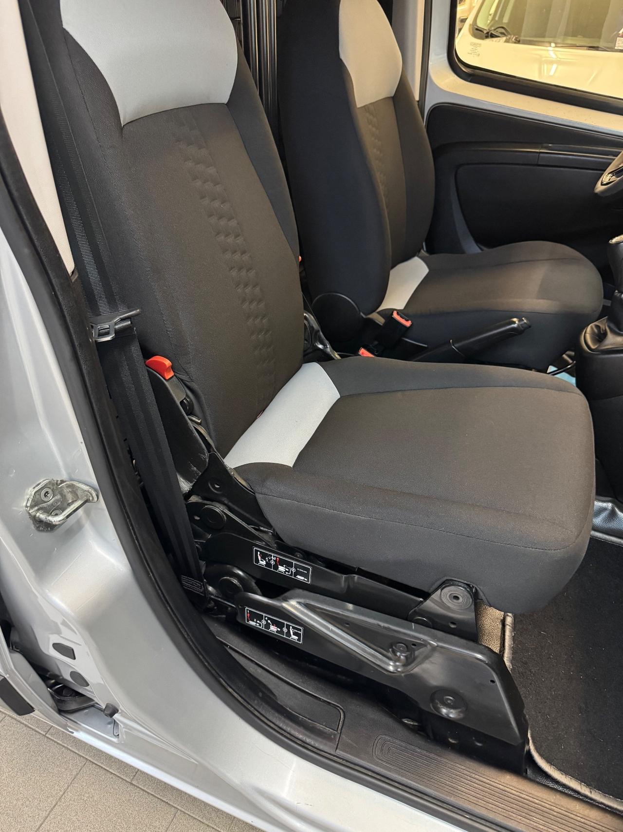 Fiat Fiorino 1.3 MJT 95CV Cargo SX