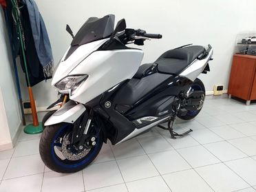 Yamaha TMAX 530 SX