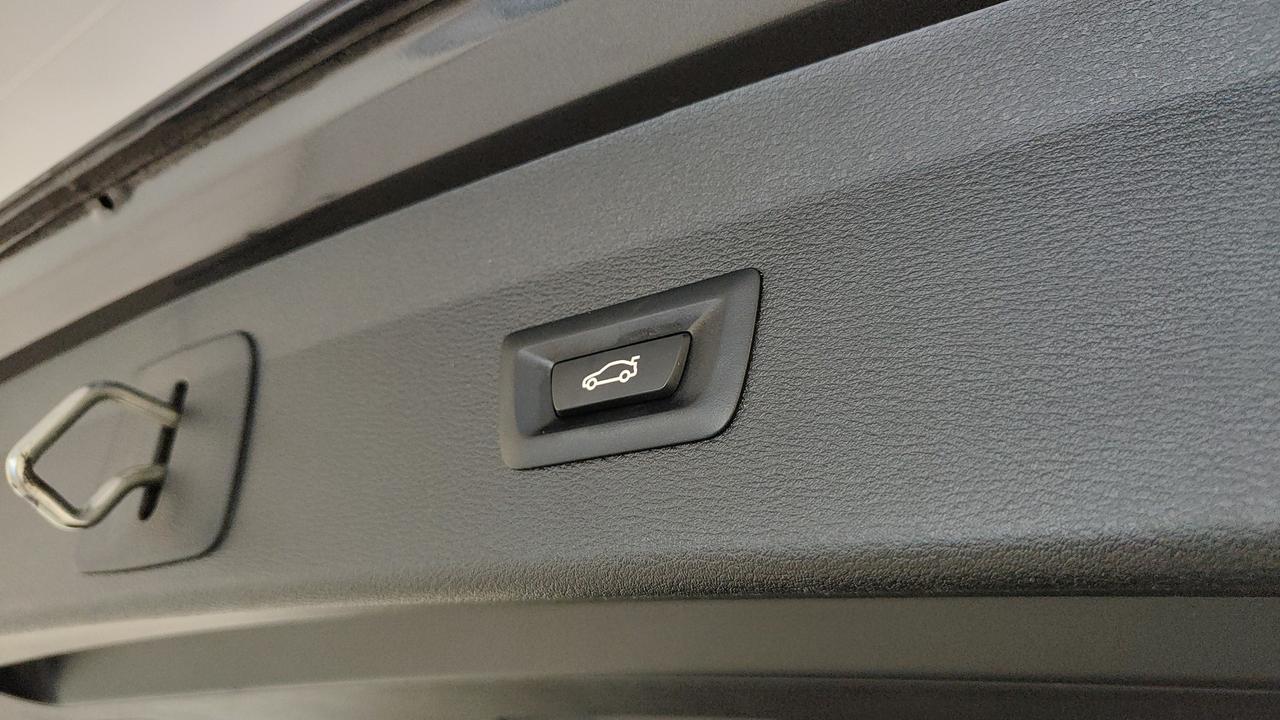 BMW X1 F48 2019 - X1 sdrive18d xLine Plus auto