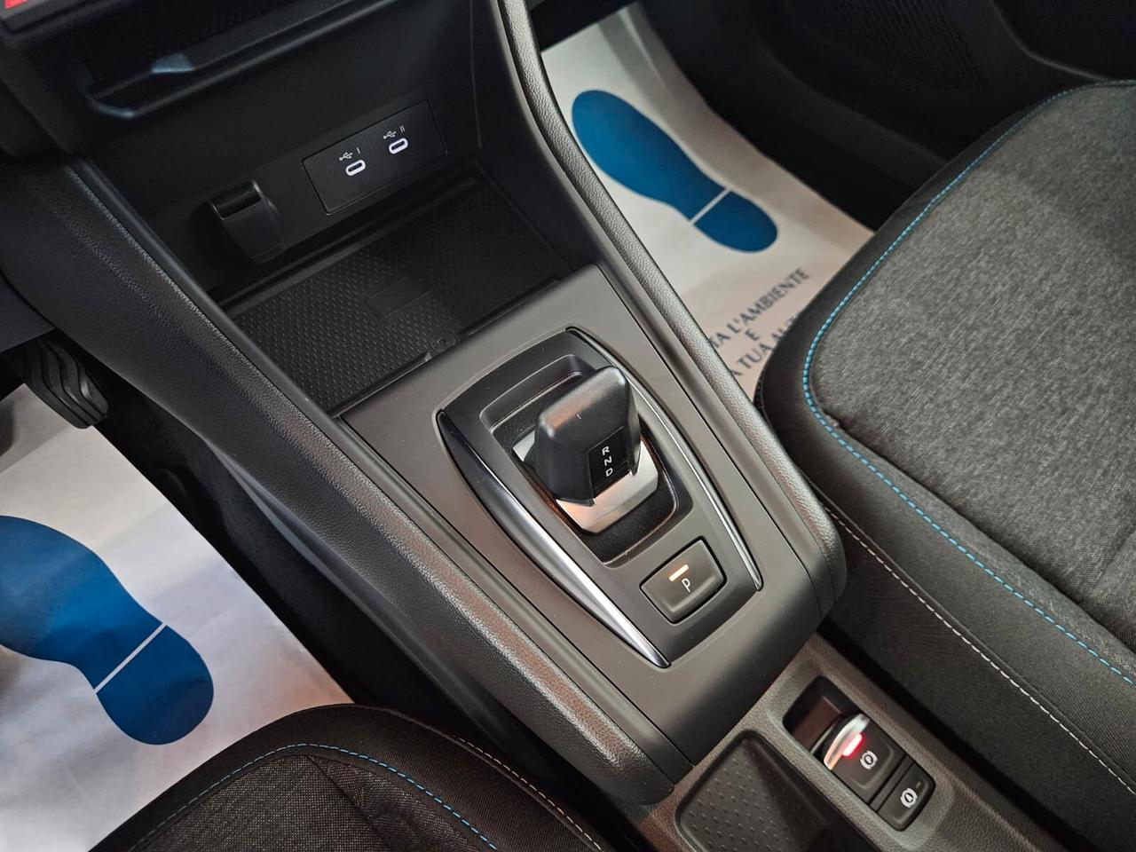 Mitsubishi Grandis DISPONIBILE IN VARIE COLORAZIONI E ALLESTIMENTI - CONCESSIONARIO UFFICIALE