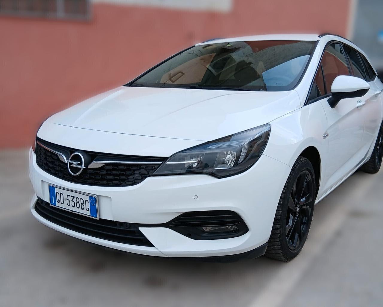 Opel Astra 1.5 CDTI 105 CV S&S Sports Tourer Business Elegance