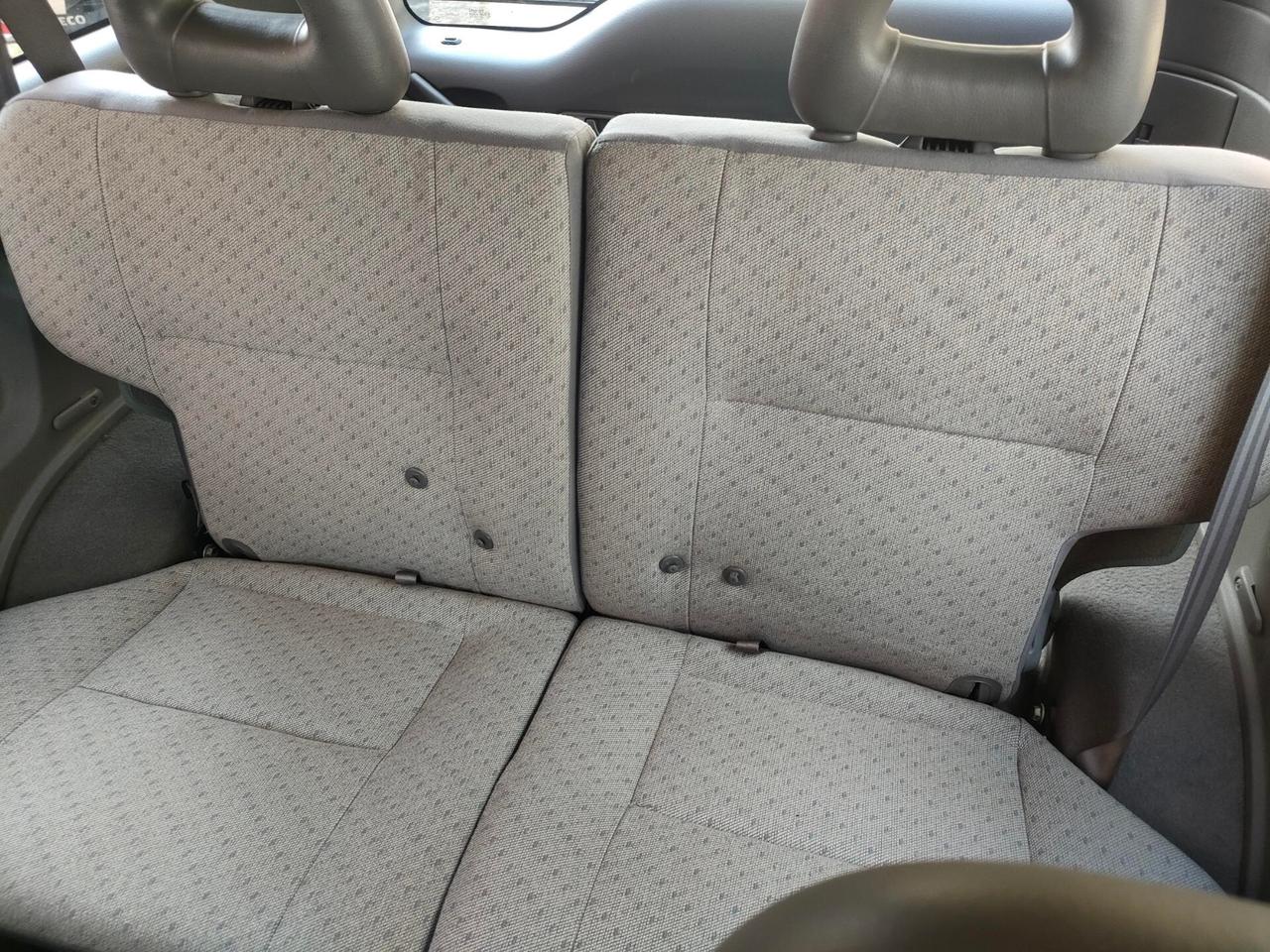 Ford Maverick 2.4i alias Nissan Terrano