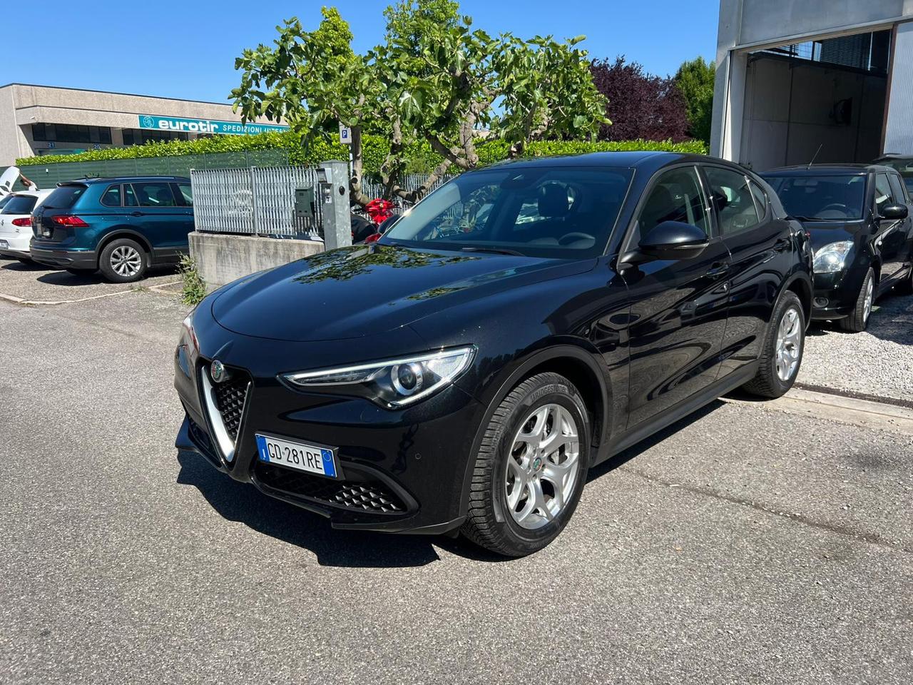 Alfa Romeo Stelvio 2.2 Turbodiesel 190 CV AT8 Q4 Business