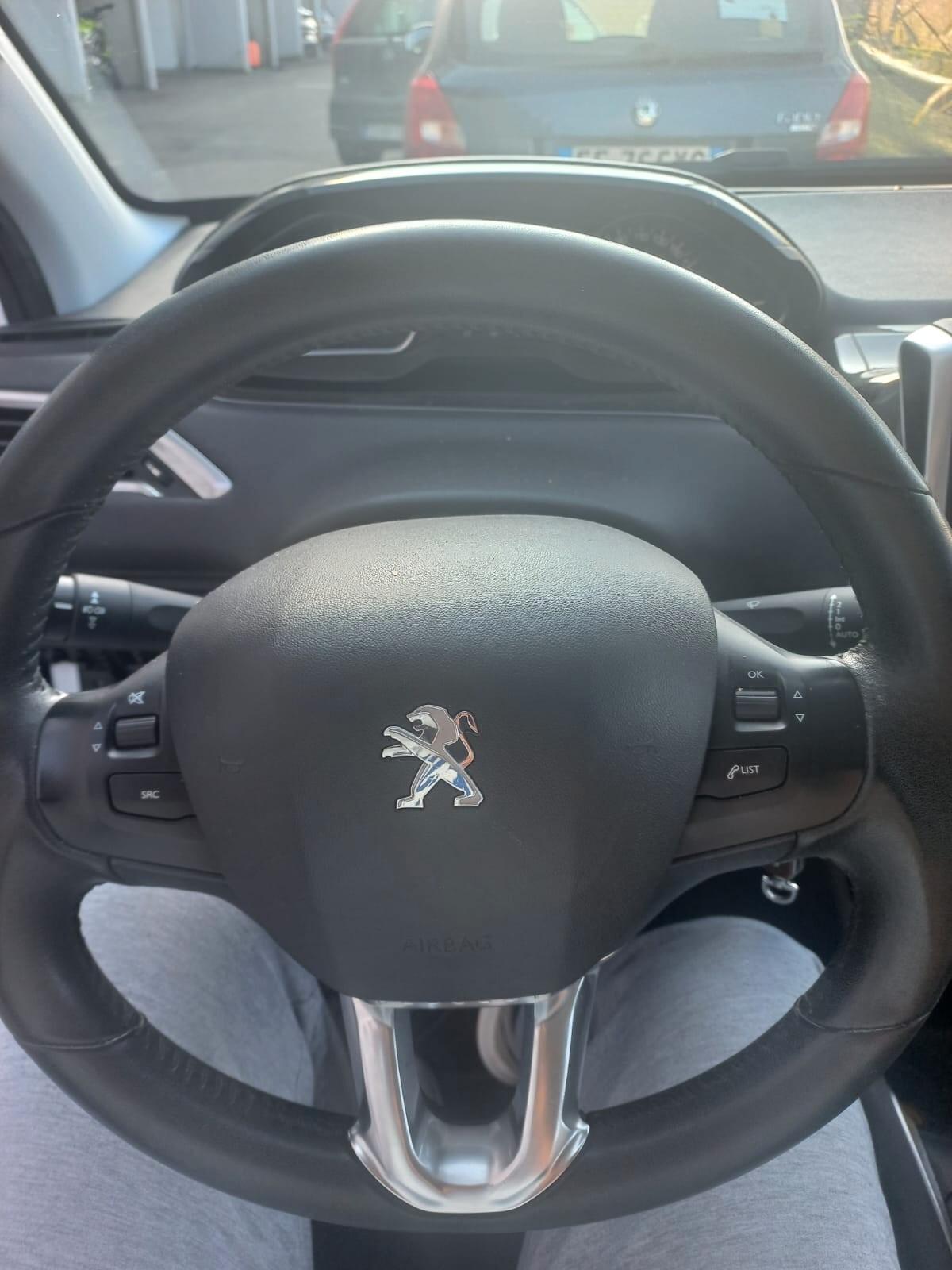 Peugeot 208 1.2 VTi 82 CV 5 porte Active