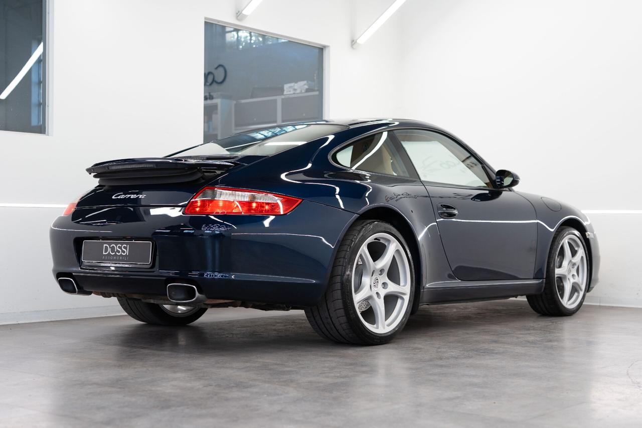 Porsche 911 Carrera Coupé