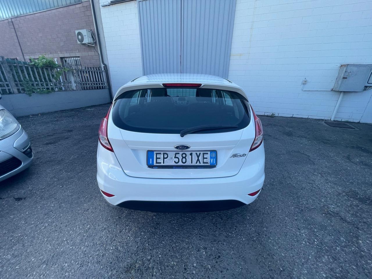 Ford Fiesta 1.4 5 porte Bz.- GPL