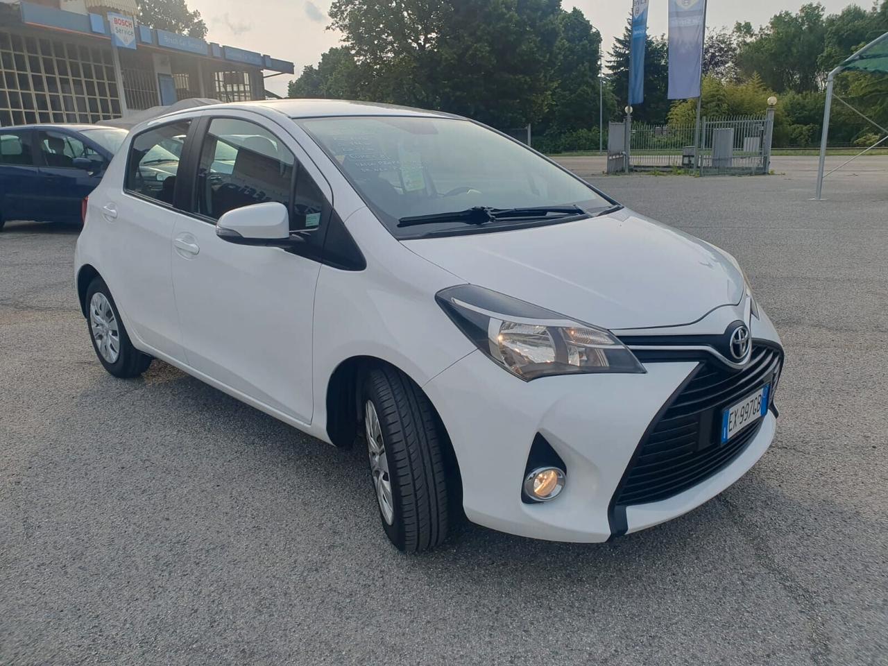 Toyota Yaris 1.0 5 porte Active