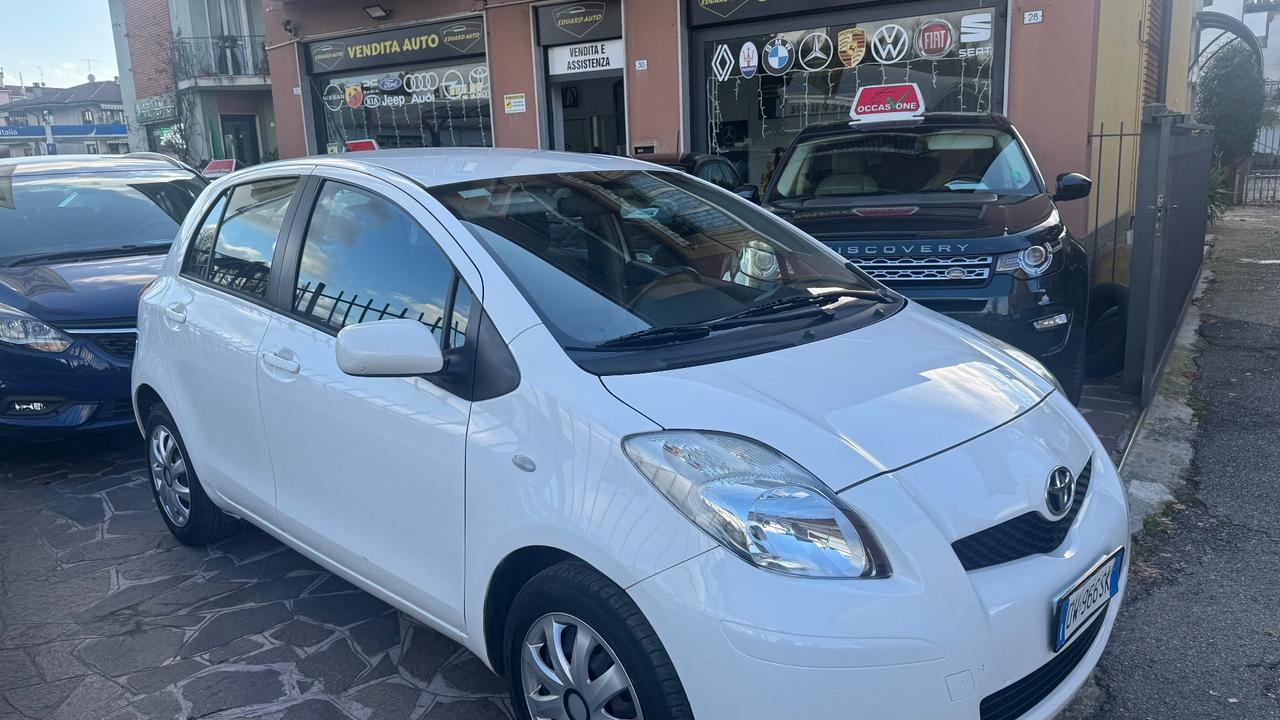 Toyota Yaris 1.3 5 porte Sol 6 marce unico proprietario