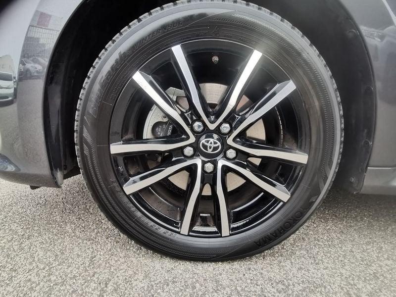 Toyota Yaris Hybrid Trend MY22