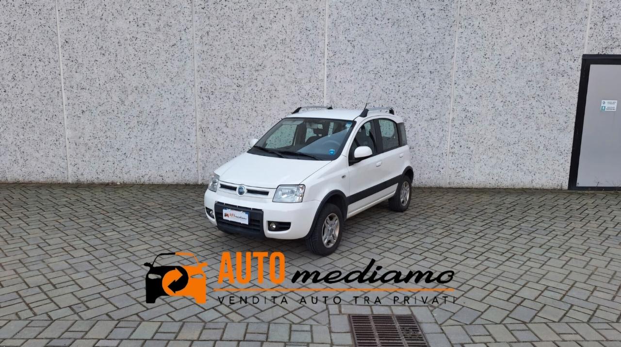 Fiat Panda 4X4 1.3 MJET Climbing Neopatentati Gancio