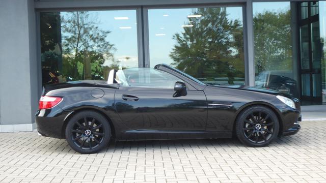 MERCEDES-BENZ SLK 200 CGI Sport