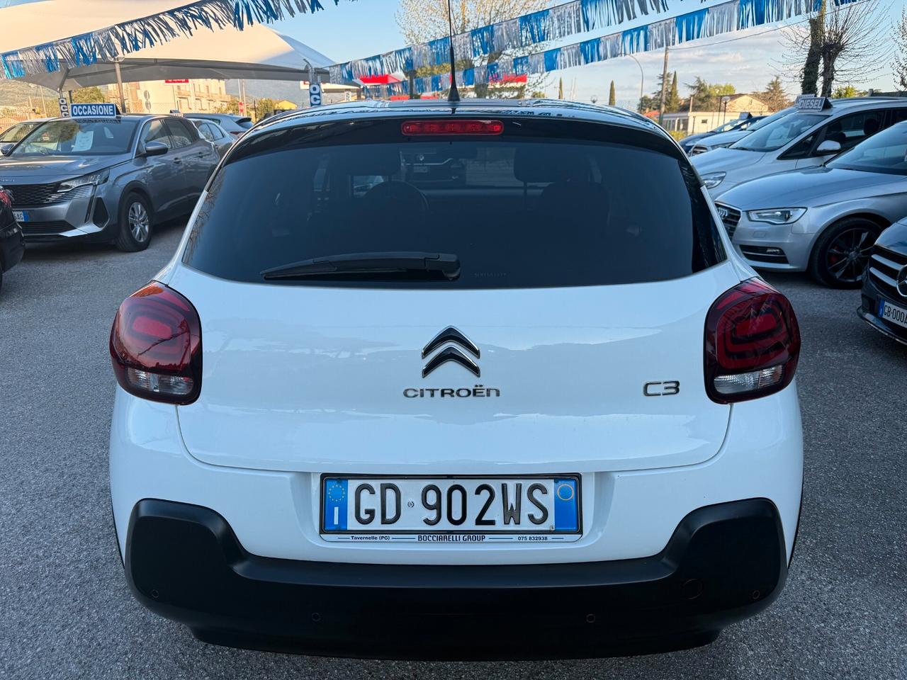 "UNA CHICCA" Citroen C3 1.2 C-Series +GPL