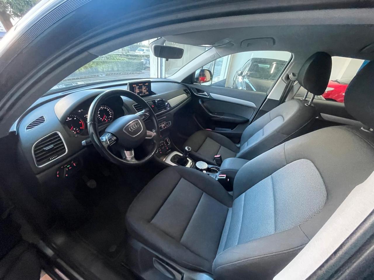 Audi Q3 2.0 TDI 150 CV S line