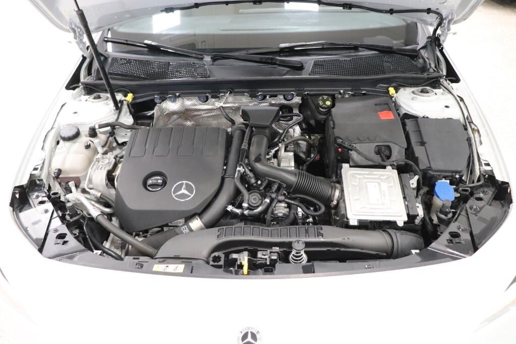 Mercedes-benz CLA 180 CLA 180 d Automatic Shooting Brake Business Extra
